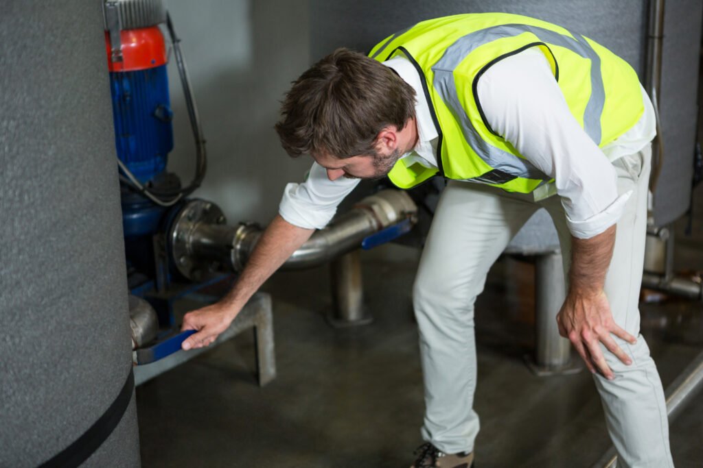 Clearing blocked sewer pipes in UAE