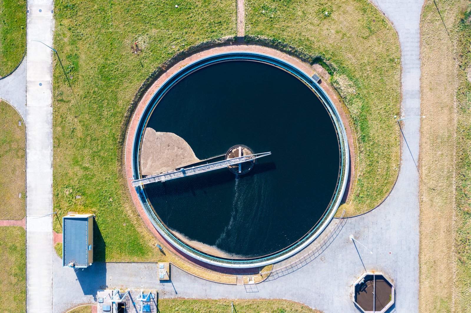 Sump pit tank cleaning services in UAE